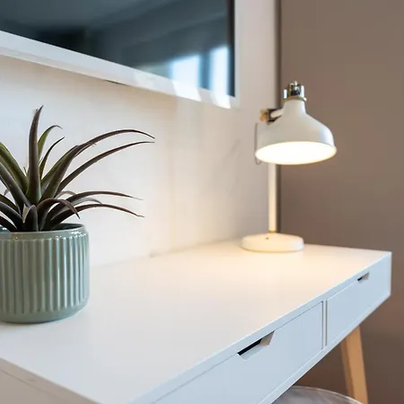 Holideis Club-apartment Apartman